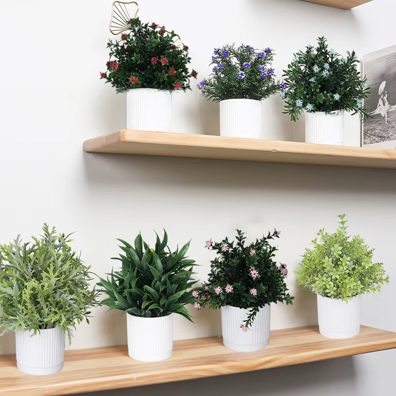 Plantes vertes bonsaï simulées