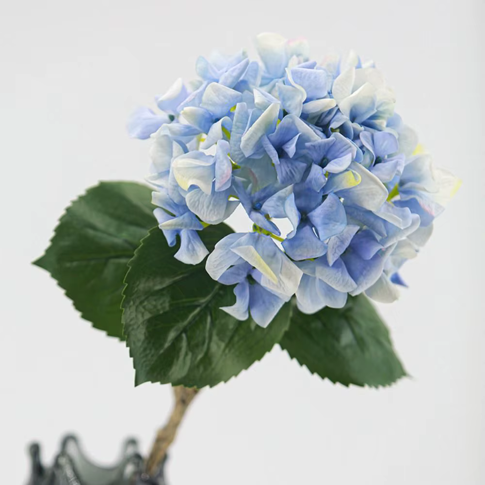 Hydrangeas artificiels hydratants au toucher réel