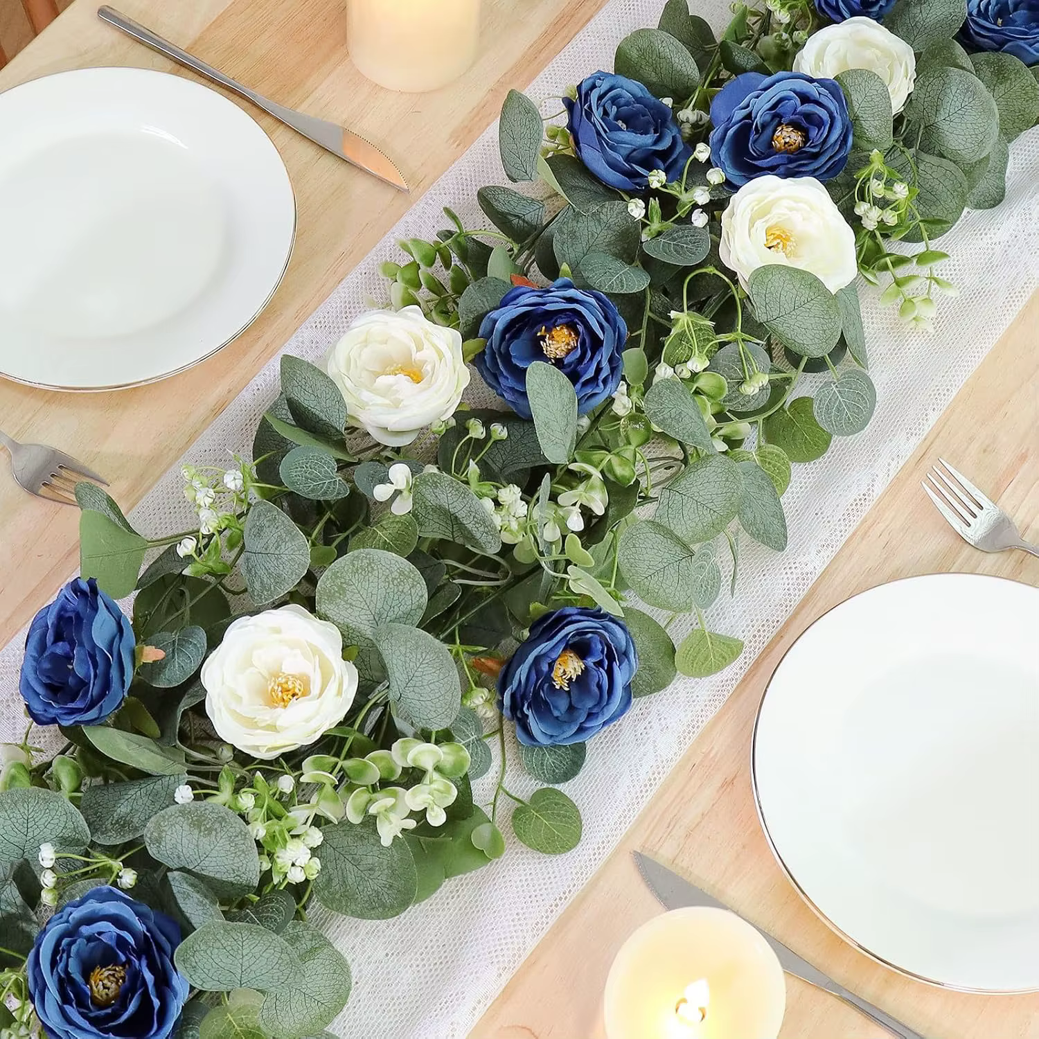Guirlande de fleurs artificielles d'eucalyptus avec roses blanches et bleues, guirlande de verdure florale artificielle pour mariage et maison