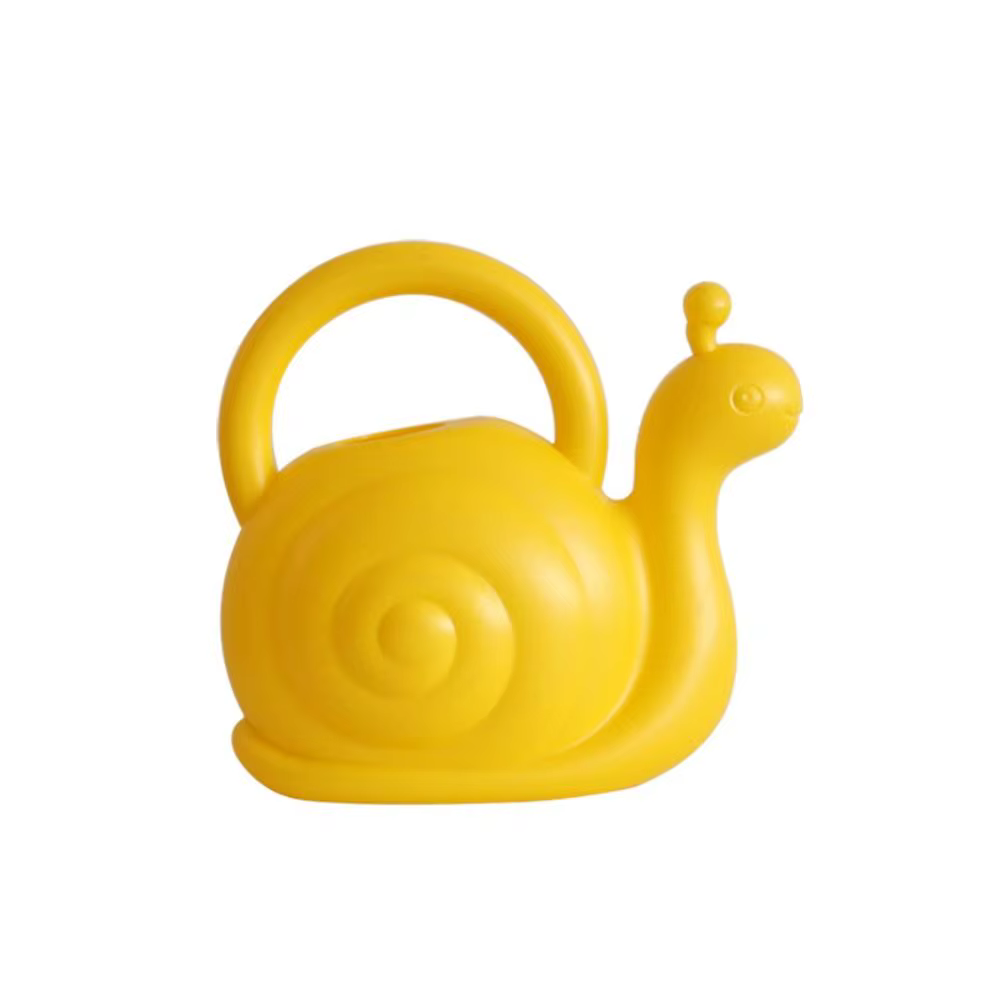 Arrosoir en plastique en forme d'escargot