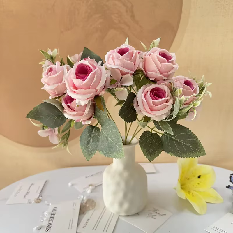 Bundle de fleurs artificielles décoratives pour la décoration d'hôtel