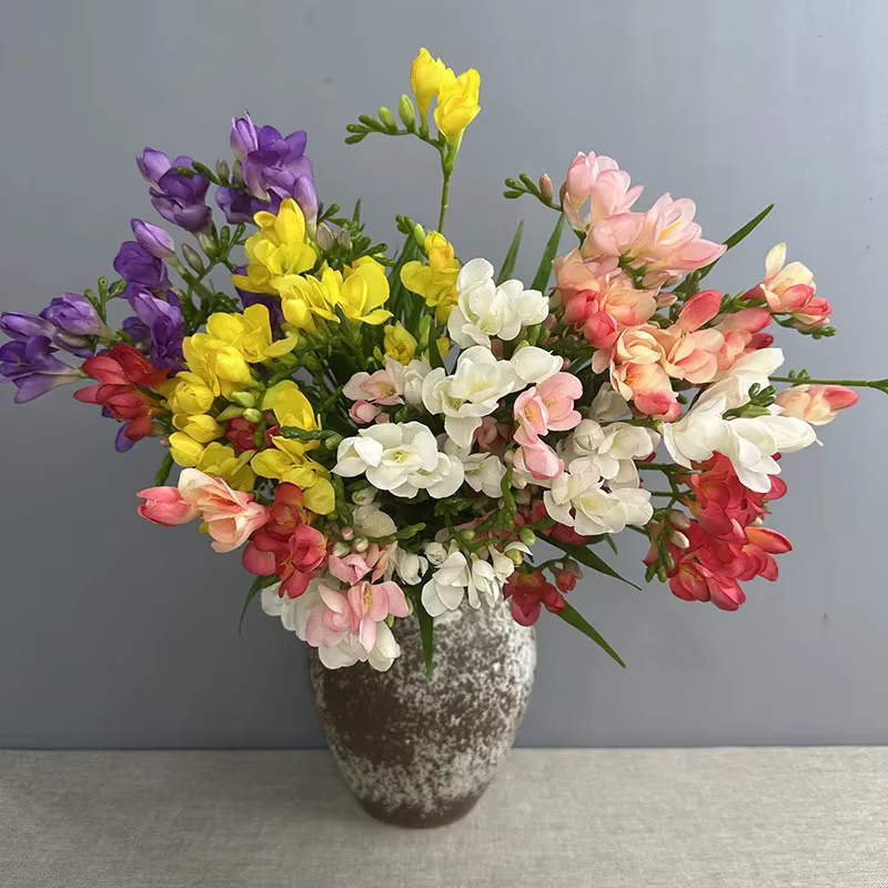 4 pièces/lot Simulation fleurs soie parfumée neige orchidée fausse fleur balcon décoratif artificiel violet fresie Hall décoration