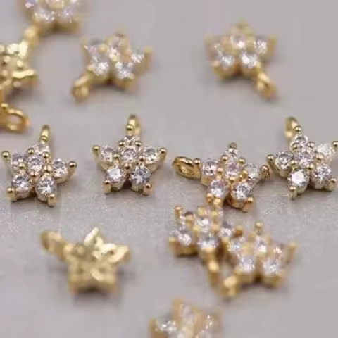 Pendentif anneau unique en forme de fleur dorée, plaqué cuivre or 14 carats, accessoire artisanal DIY