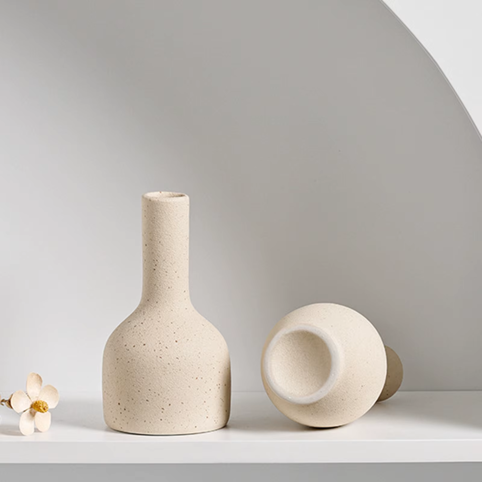 Vase en céramique nordique