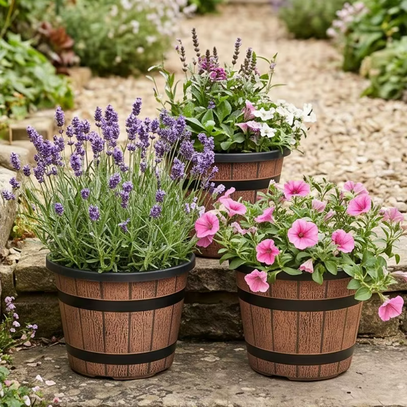 Pot de fleurs en plastique imitation baril en bois rétro