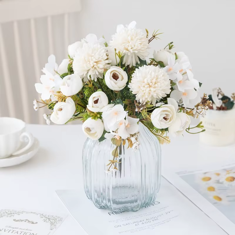 Fleurs artificielles moins chères thé Rose bourgeons bricolage boîte à bonbons Vase décor de chambre à la maison guirlande de saint valentin Bouquet de mariage hortensia en soie