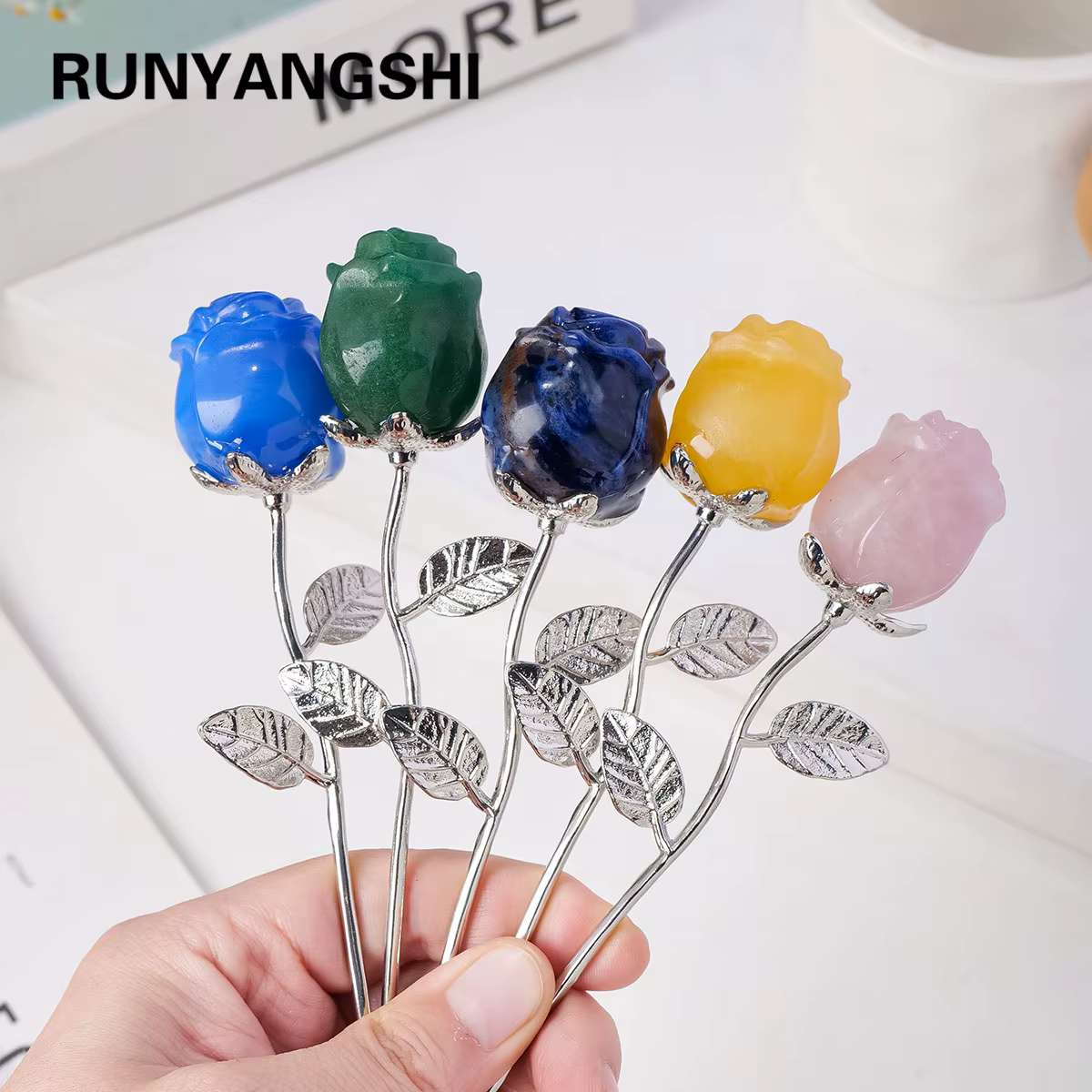 Statue de Fleurs de Quartz Rose en Clip Naturel