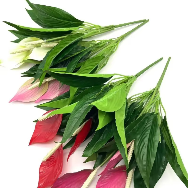 Plantes vertes artificielles en pot d'anthurium