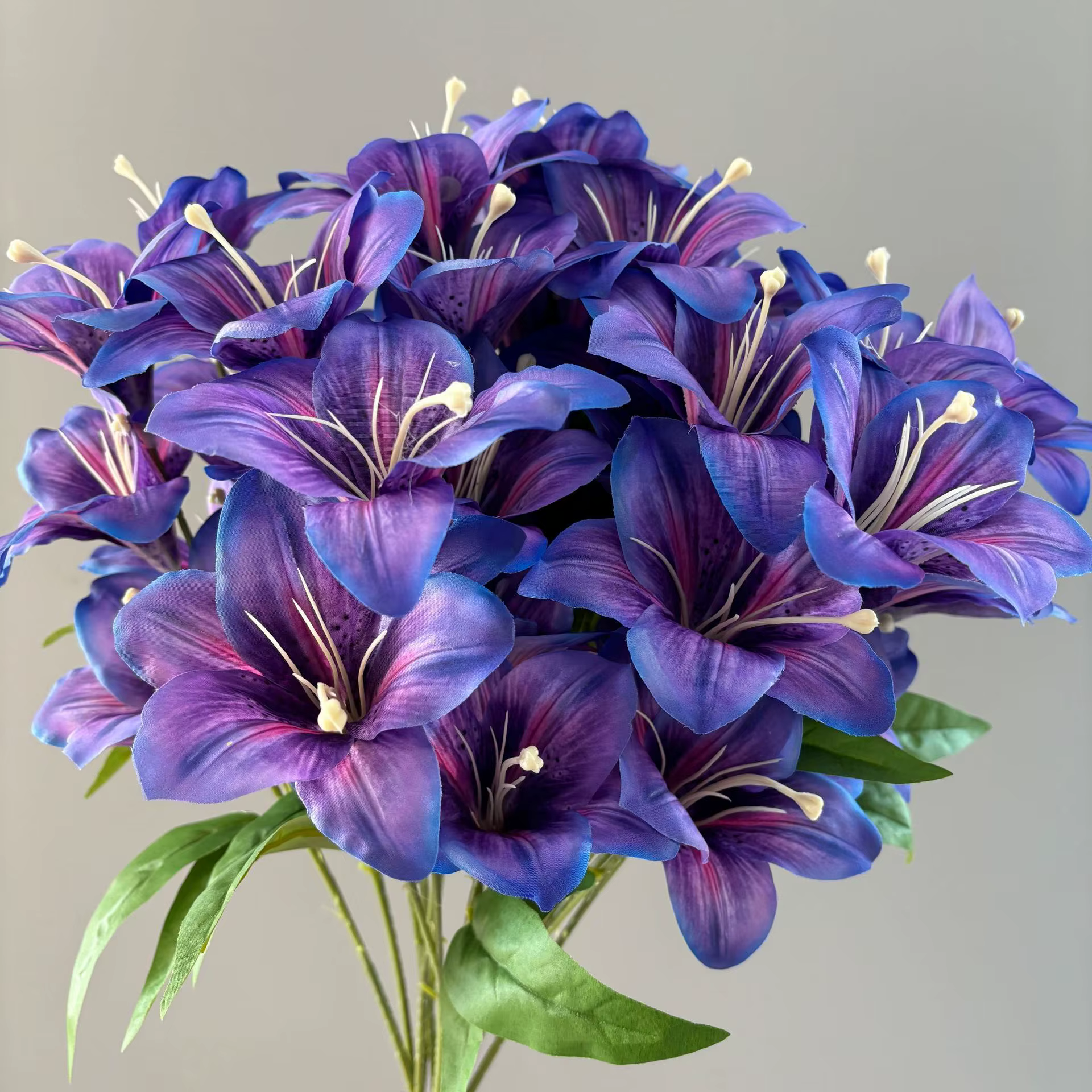 6 pièces de nouveaux bouquets de lys artificiels Hemerocallis