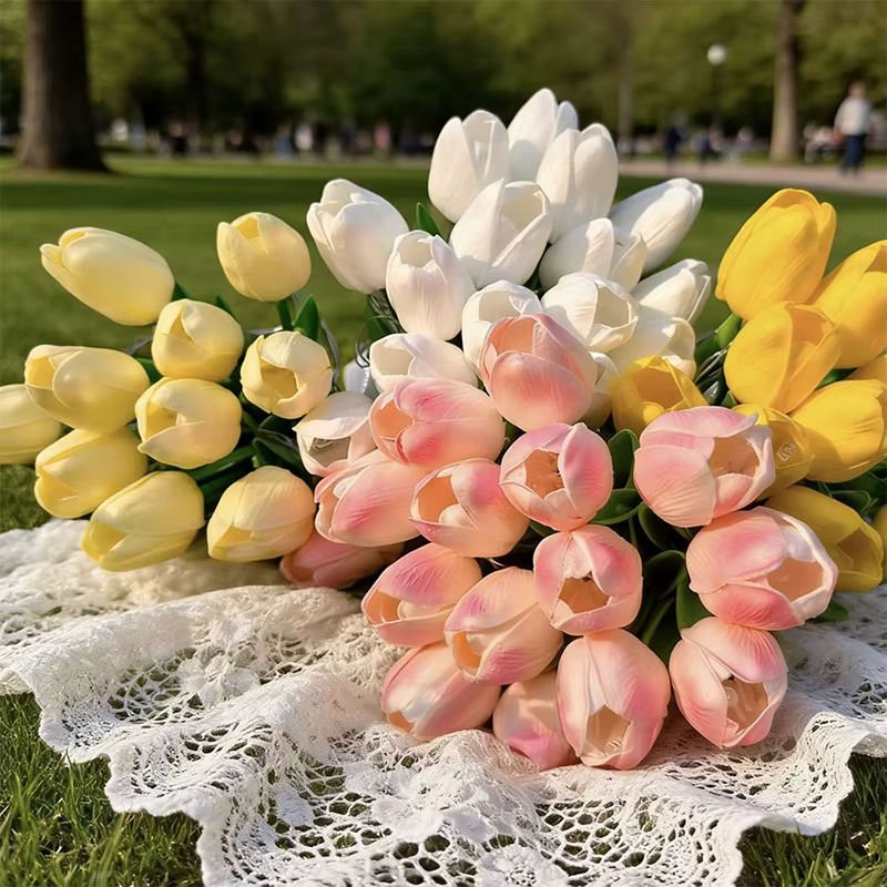 Nouveau Bouquet en forme de tulipe