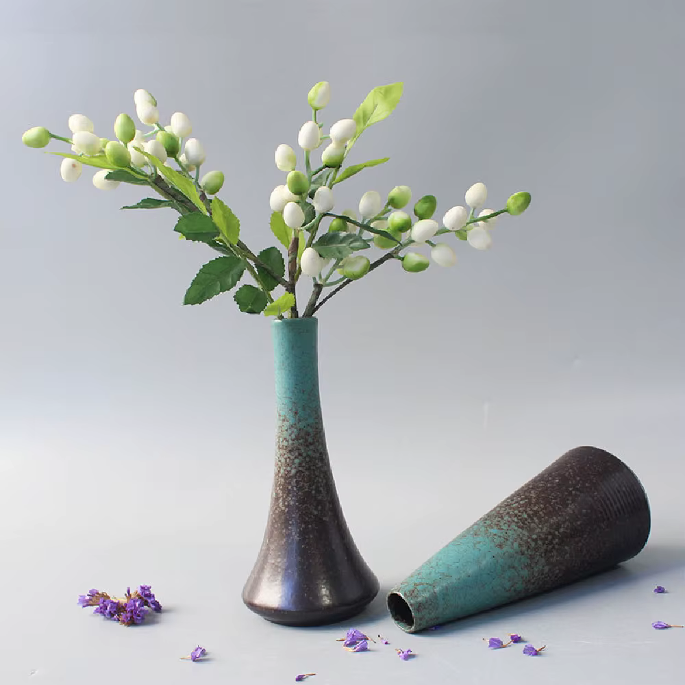 Petit Vase à fleurs en céramique
