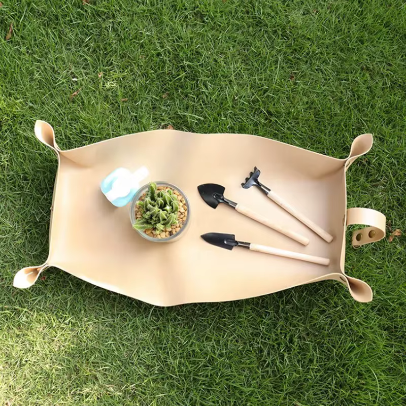 Tapis de recyclage pour plantes en cuir