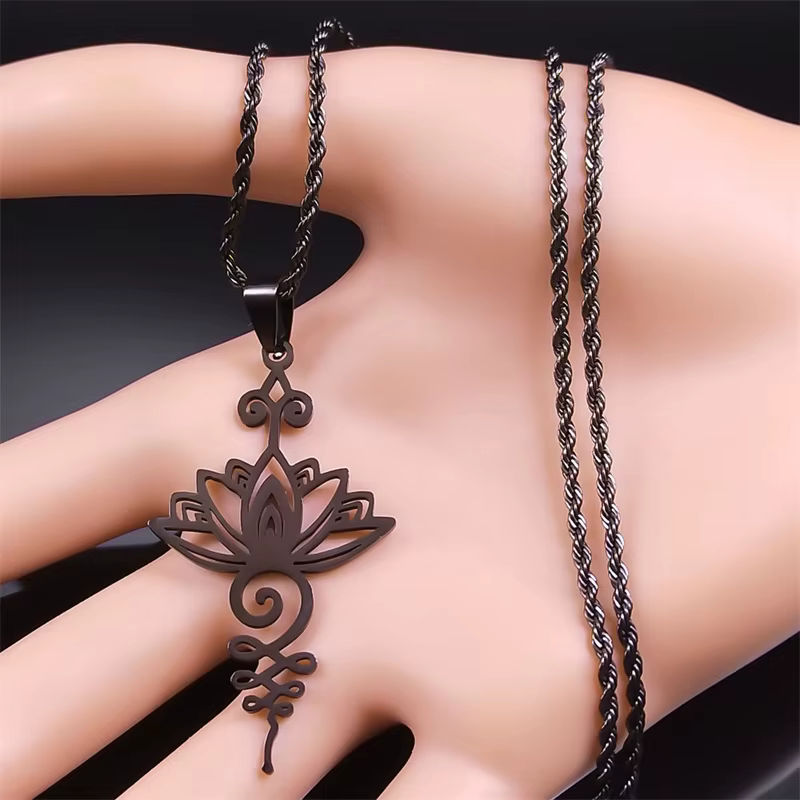 Collier pendentif fleur de Lotus artistique pour femmes et hommes, en acier inoxydable, couleur noire, colliers Chakra de guérison de Yoga, bijoux gothiques