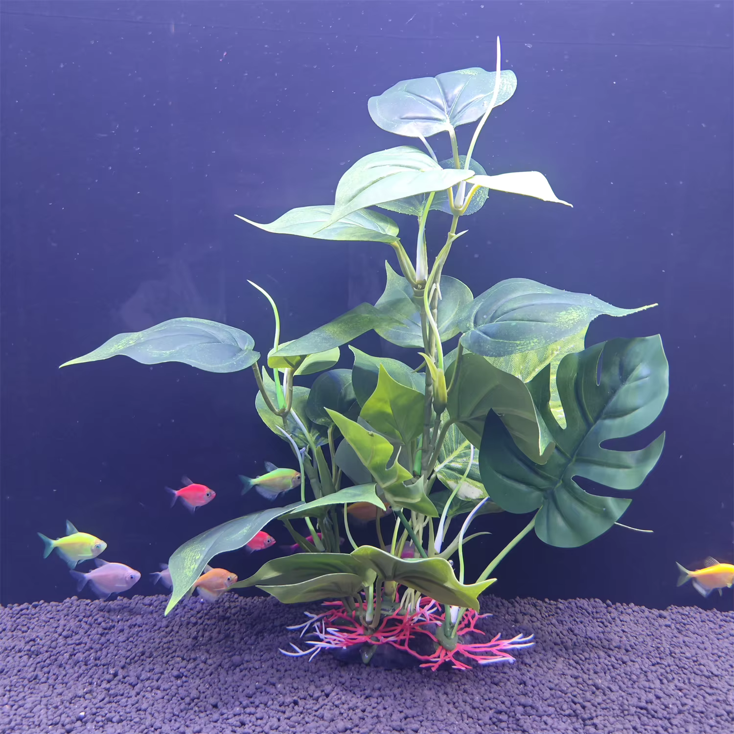 Plantes artificielles de décoration d'aquarium
