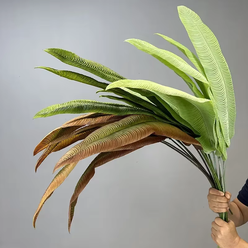 Plantes vertes artificielles en forme de paradis