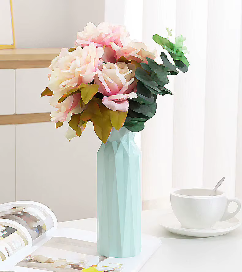 Vase en plastique pour décoration de fleurs séchées