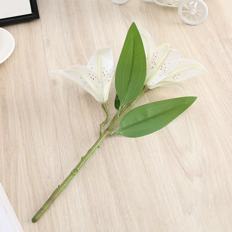 Bouquet de fausses fleurs artificielles en soie