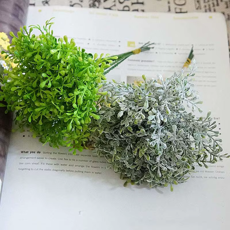 Simulation de fleur plante verte en plastique