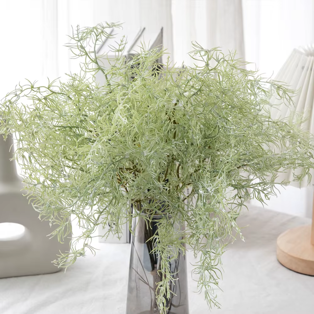 Plantes artificielles au romarin