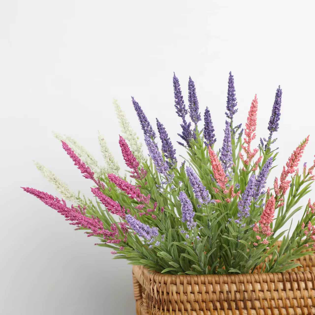 Bouquet de fleurs artificielles en mousse de lavande