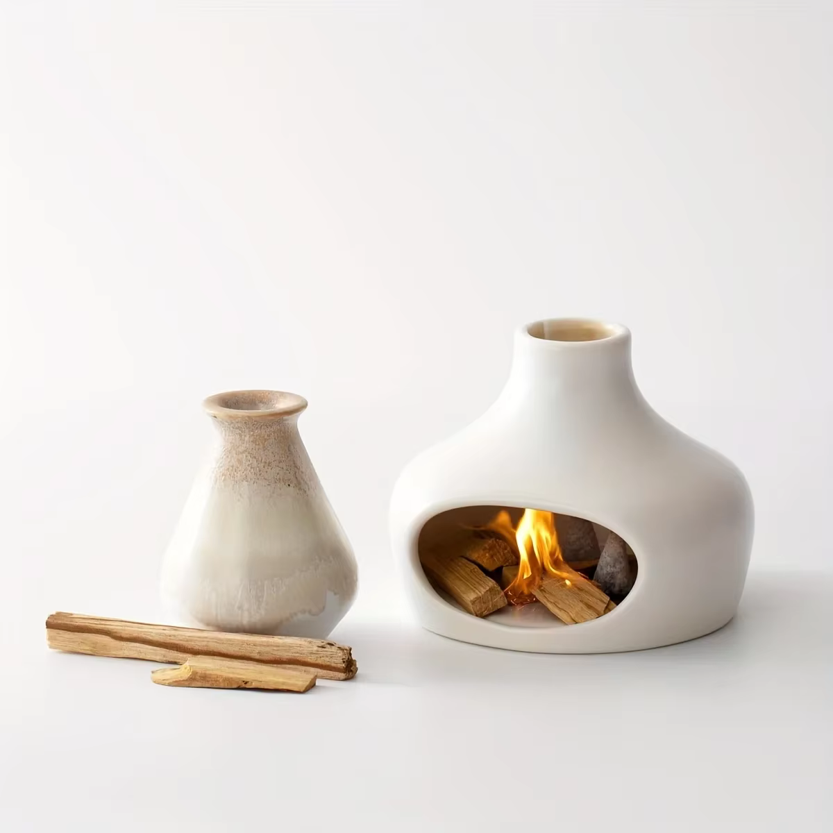 Brûleur élégant en céramique Palo Santo & Sage avec cheminée – Parfait pour la méditation