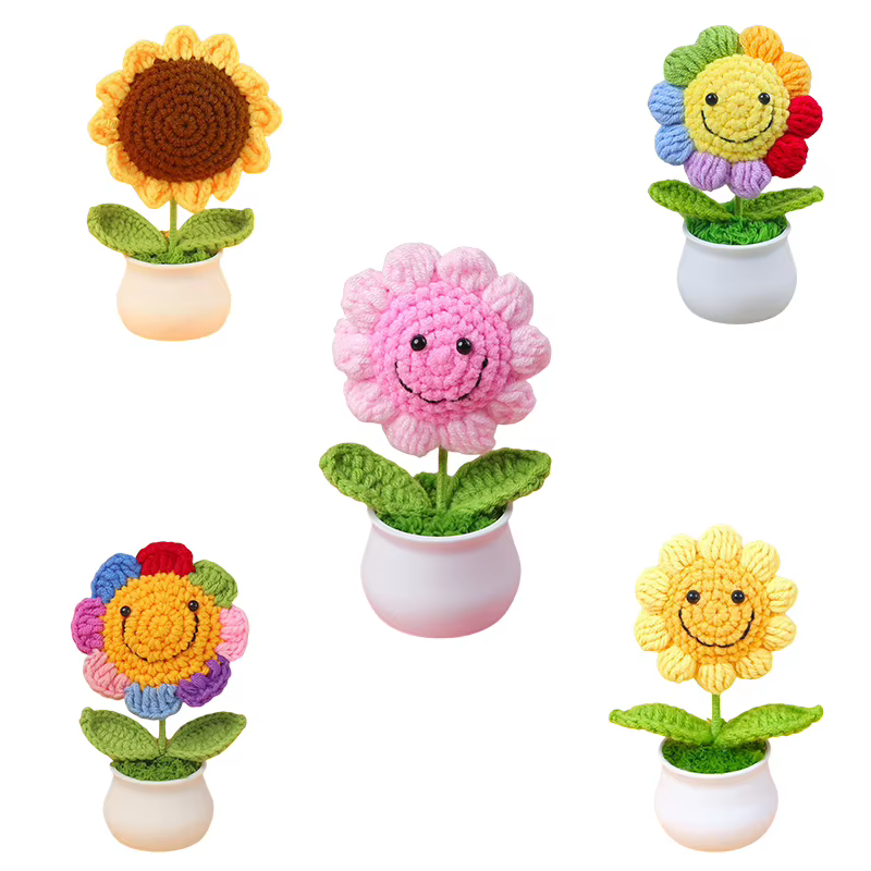 Pots de tournesol tricotés à la main