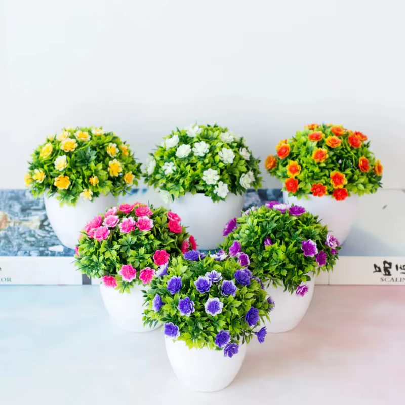 Plante artificielle en pot