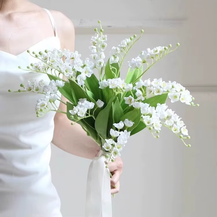 Bouquet de fleurs artificielles en soie de muguet