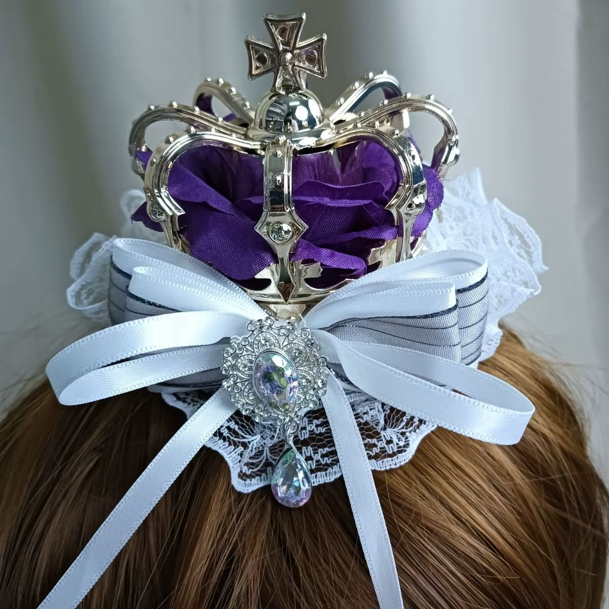 Couronne de fleurs de roses croisées pour filles
