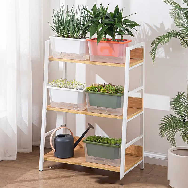 Pot de fleurs auto-arrosant