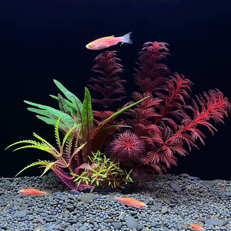 Plantes artificielles de décoration d'aquarium