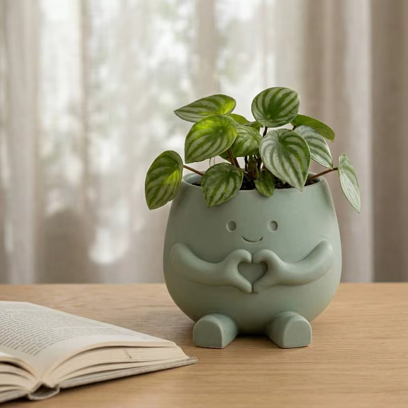 Vase à fleurs unique en forme de tête de chaise