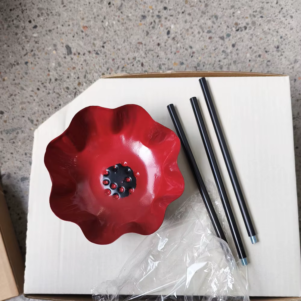Piquet de jardin en métal artisanal en forme de fleur