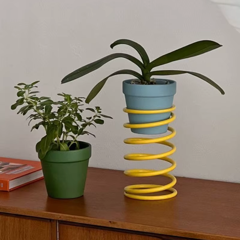 Étagères créatives pour plantes de printemps