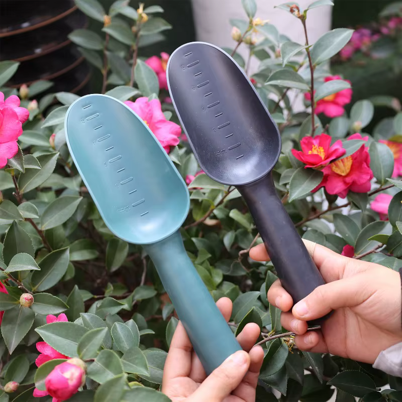 Pelle de jardin domestique en plastique