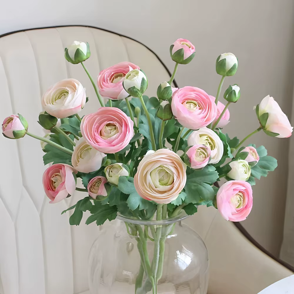Fleurs artificielles de ranunculus avec tige au toucher réaliste