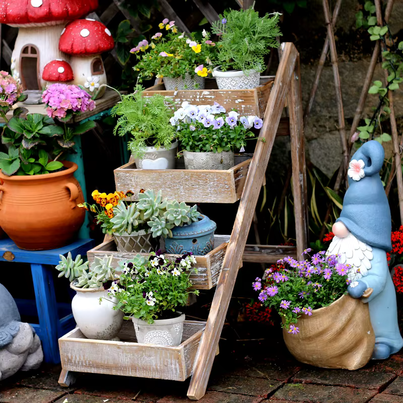 Support pour plantes à plusieurs niveaux en bois