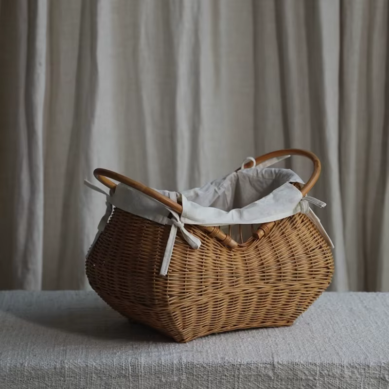 Panier de fleurs bohème en rotin tissé à la main