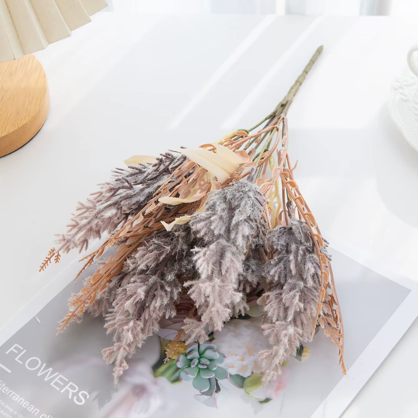 Plantes Artificielles : Roseaux Décoratifs pour la Maison, Bonsaïs, Décoration de Jardin Extérieur, Couronnes de Mariage pour la Saint-Valentin, Accessoires de Photographie Très Demandés