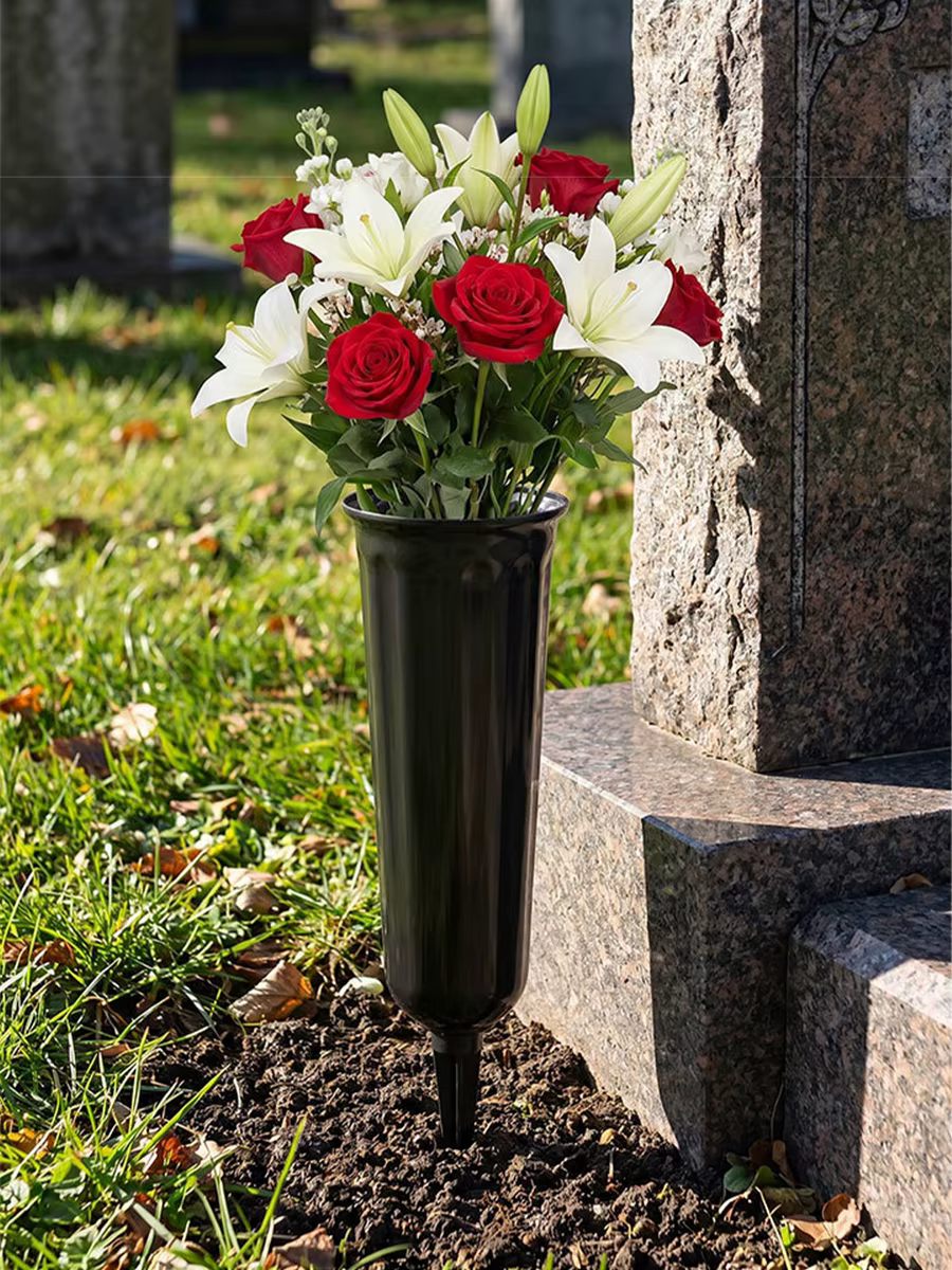Vase à fleurs pour cimetière