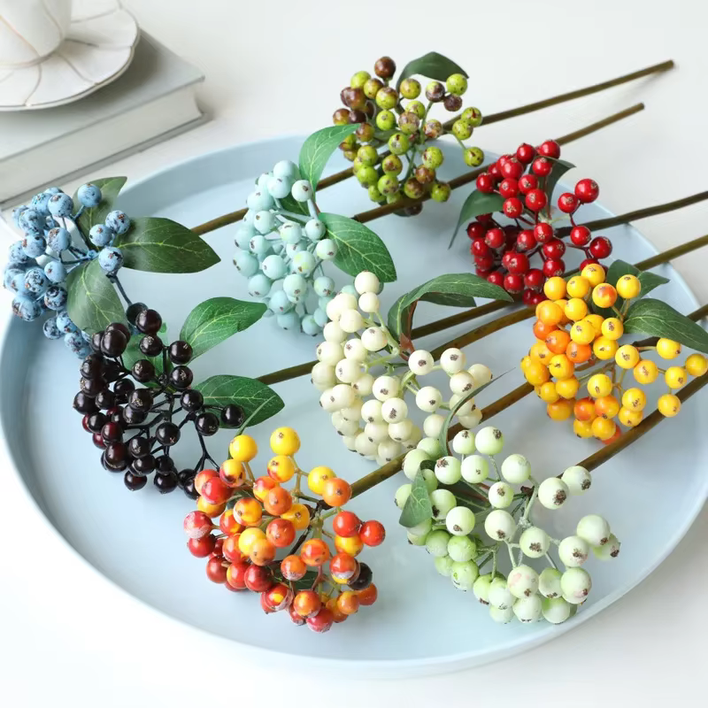 Petit bouquet de fruits artificiels