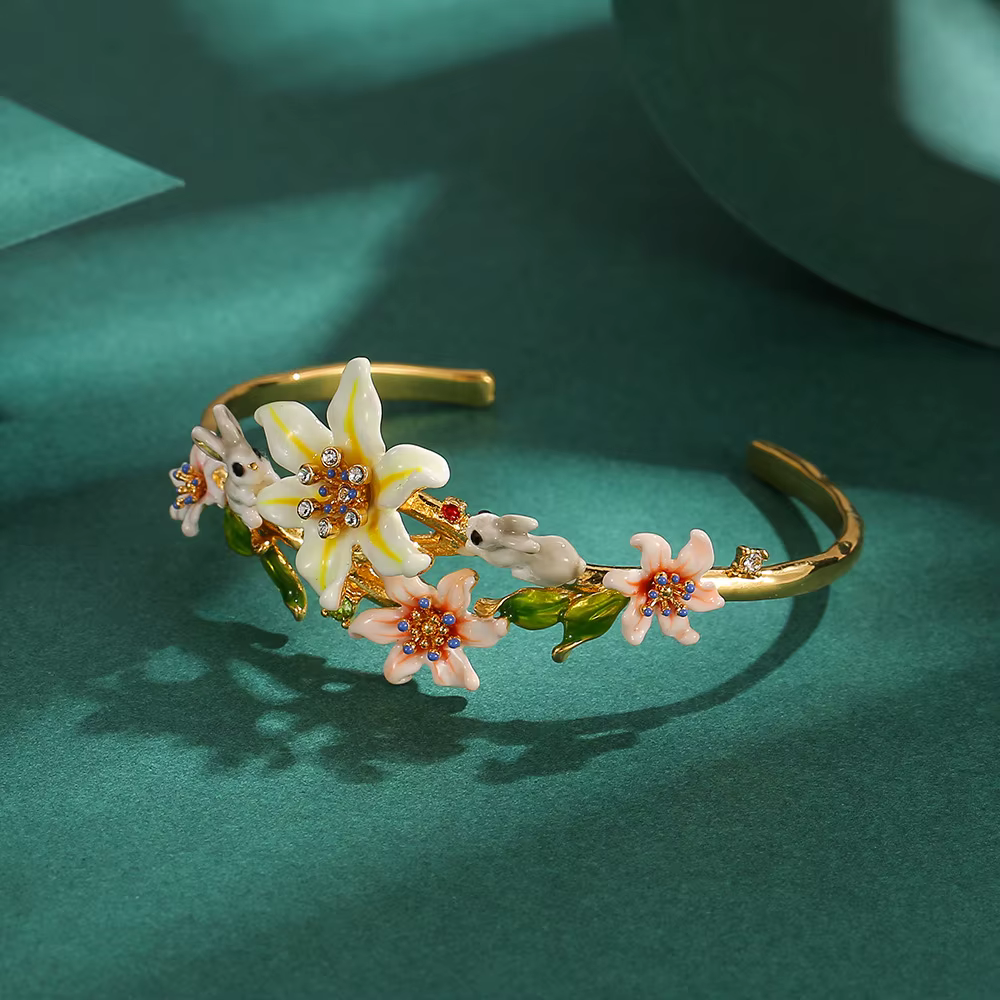 Bracelet de fleur de lapin romantique élégant pour les femmes, bracelets de luxe, accessoires de bijoux de mode, cadeau