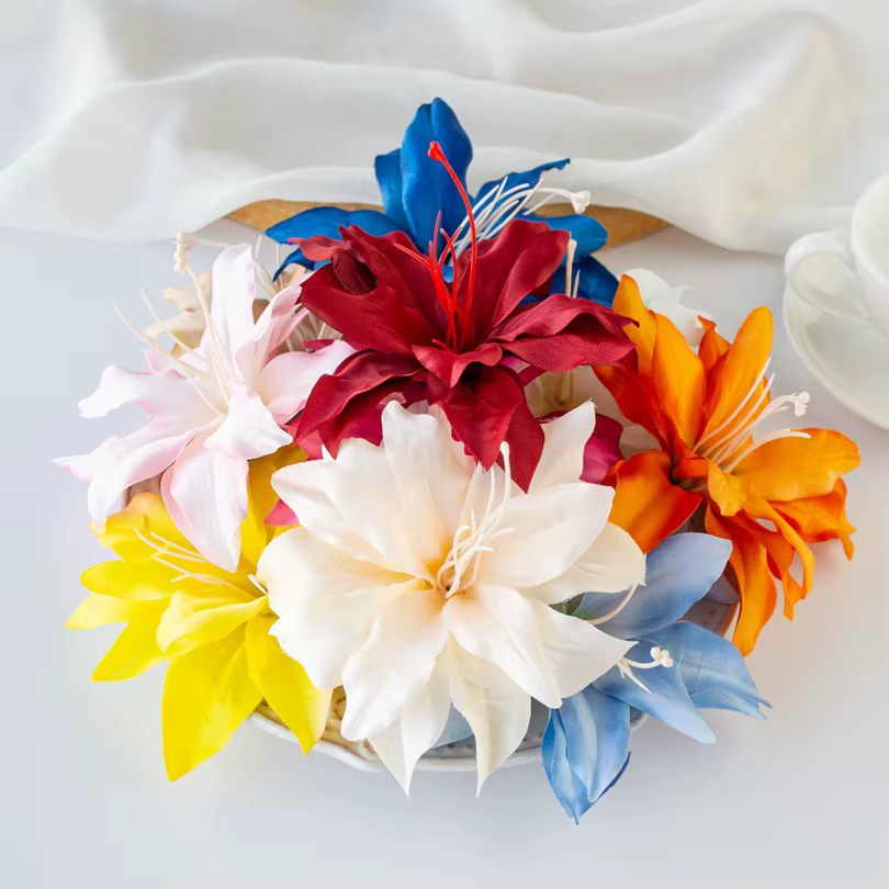 Fleurs artificielles en soie de lys pour la maison