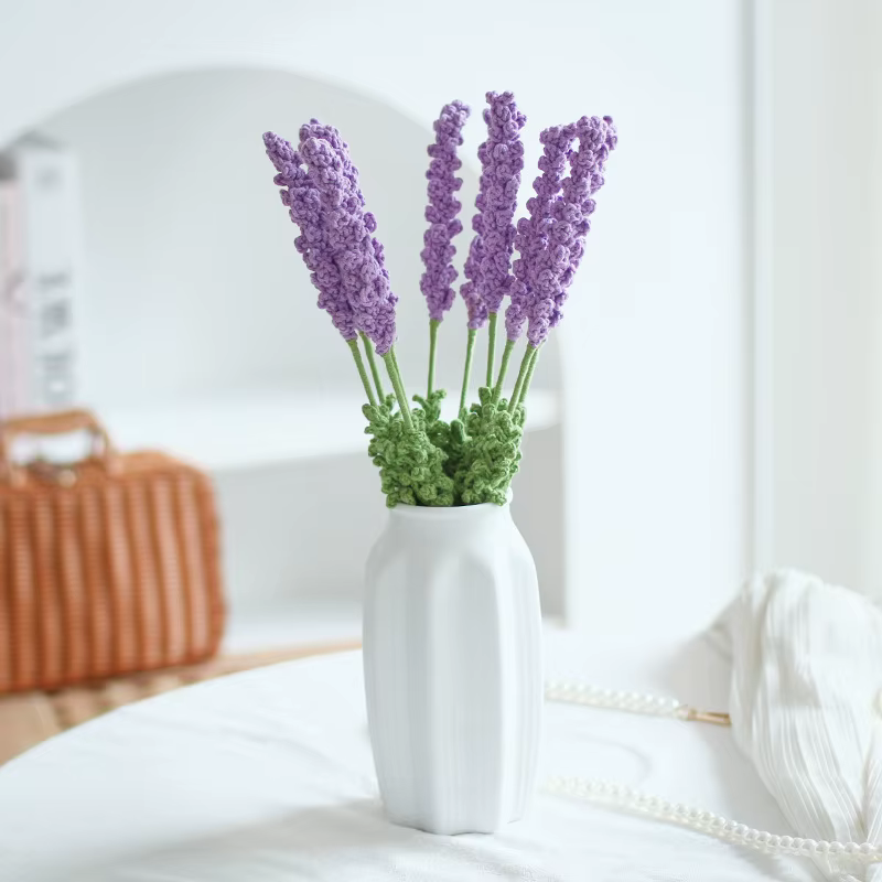 Fleurs de laine tissées à la la lavande