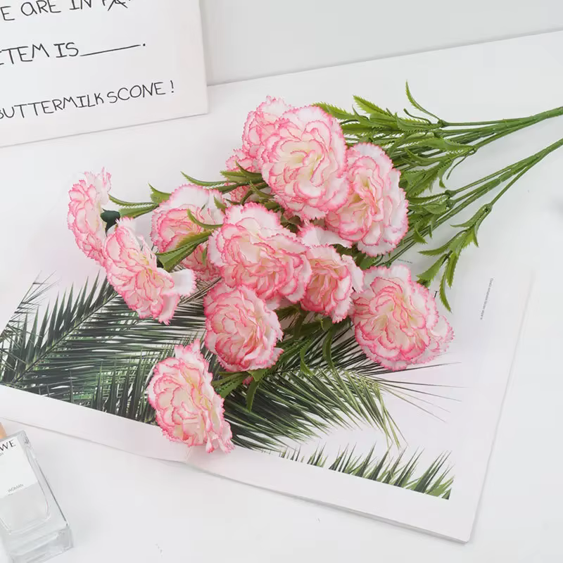 Simulation de fleurs œillets en soie