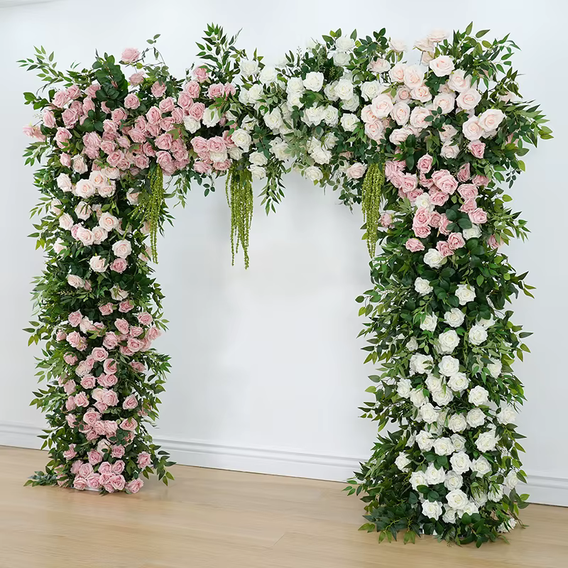 Décor de rangée de fleurs de luxe