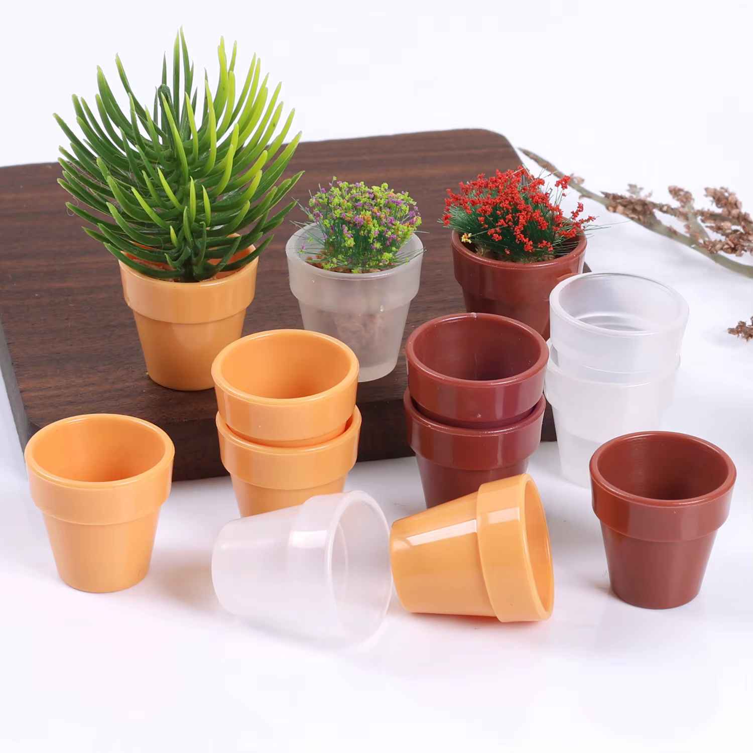 Lot de 5 mini pots en terre cuite pour maison de poupée