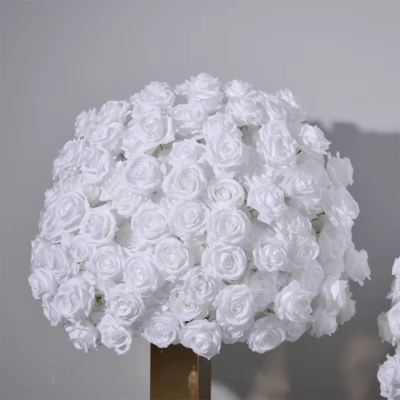 Boule de fleurs artificielles