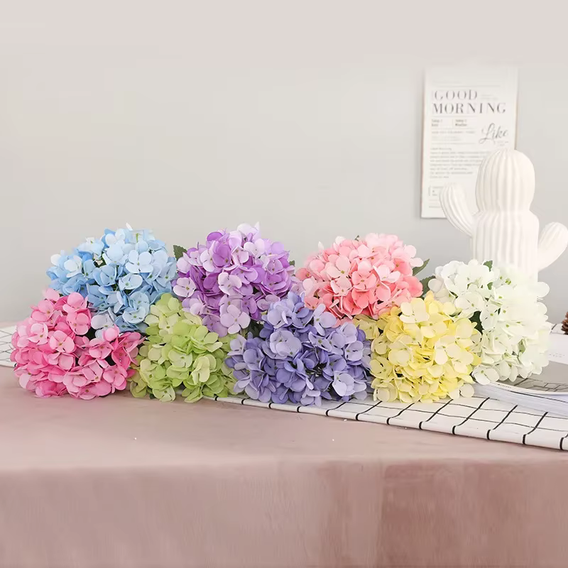 Fleurs artificielles en soie