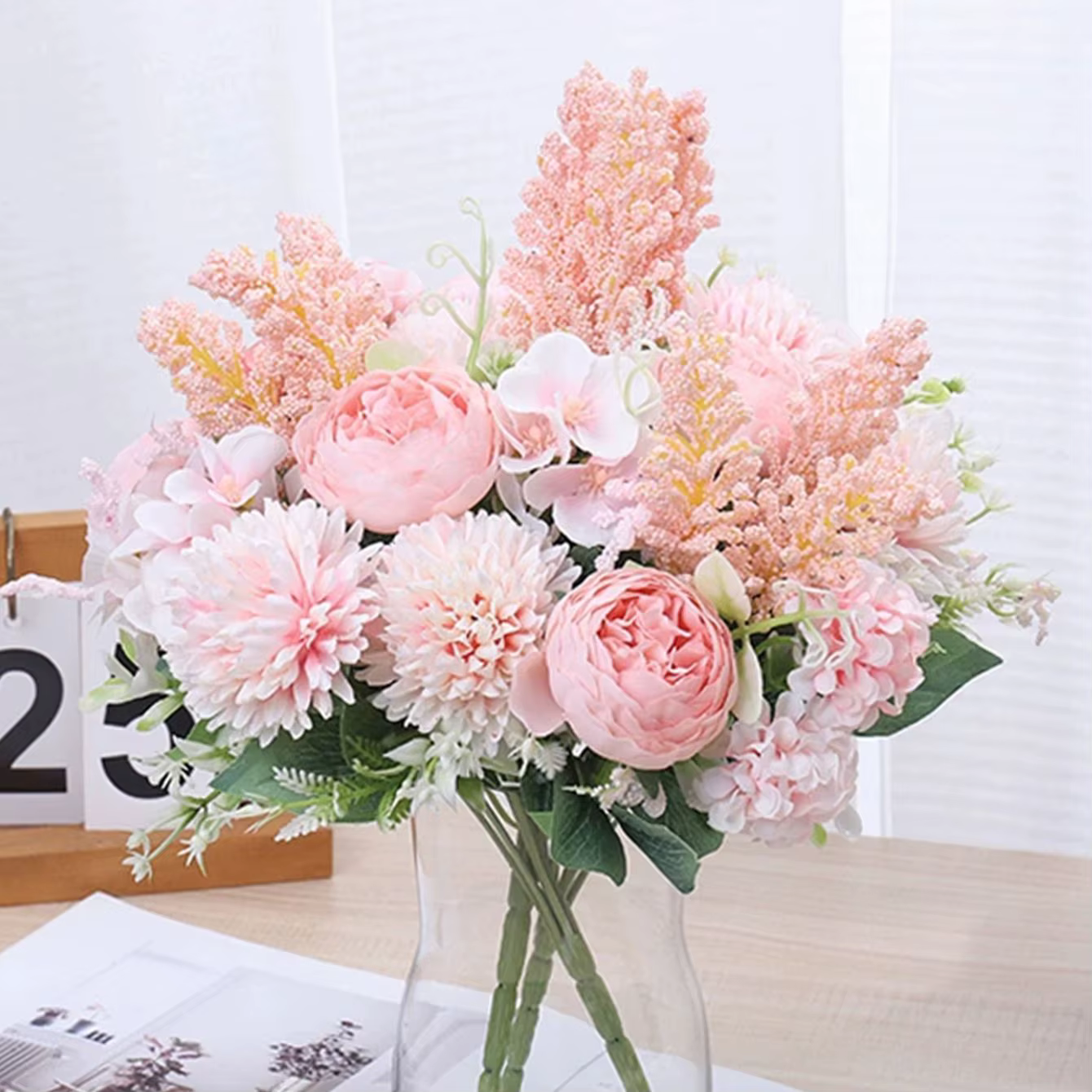 Fleurs artificielles pour la décoration de festivals